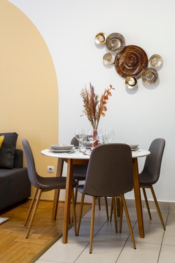 בודפשט Central Gozsdu Apartment In The Party Street מראה חיצוני תמונה